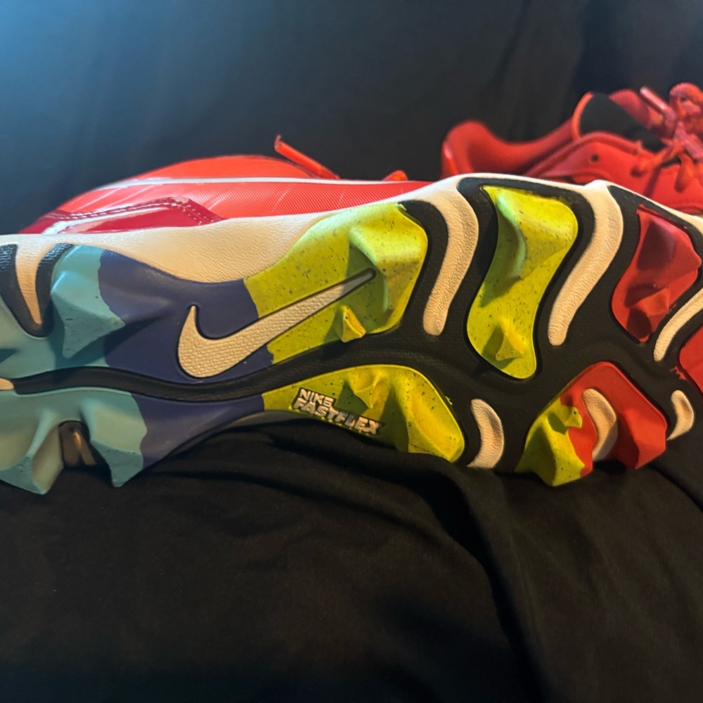 Nike Kids Red Graphic NIKE Huarache baseball cleats size Y6 - Picture 3 of 7